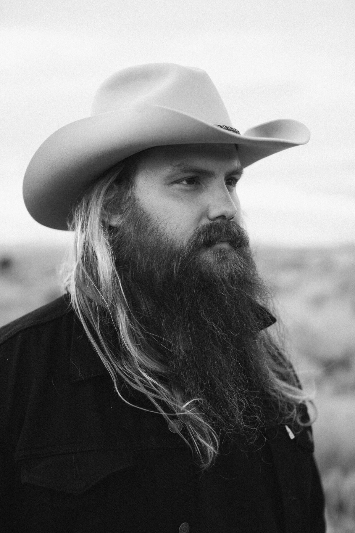 Chris Stapleton announces tour dates B104.7 Manhattan’s Hometown